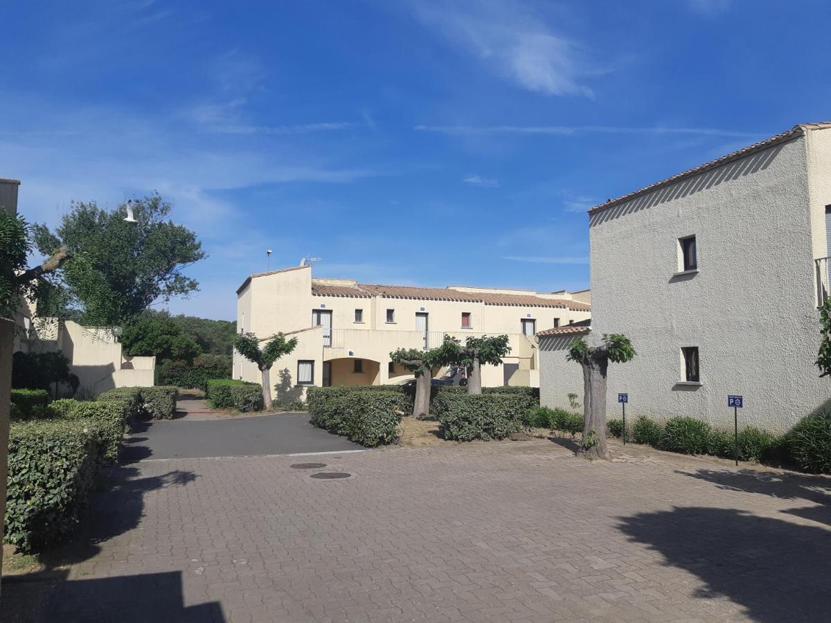 Studio Climatise Cosy Avec Grande Piscine Chauffee Agde Esterno foto