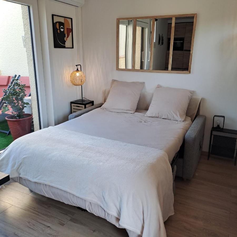 Studio Climatise Cosy Avec Grande Piscine Chauffee Agde Esterno foto
