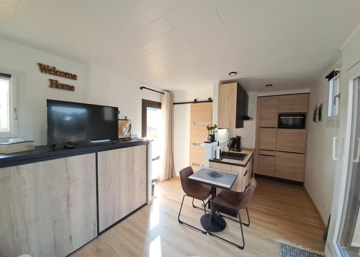 Studio Climatise Cosy Avec Grande Piscine Chauffee Agde Esterno foto